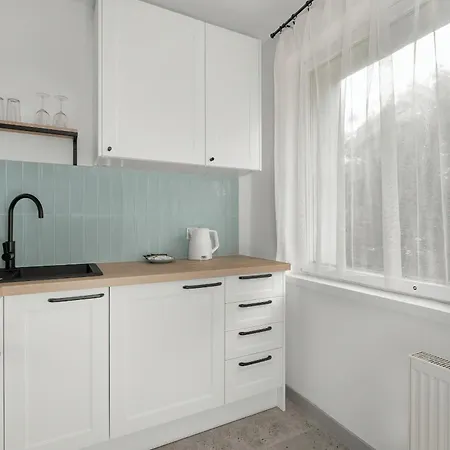 Rodzinny Apartament Obok Parku W Poznaniu By Noclegi Renters Exterior photo